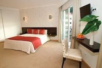 White Waters 3*