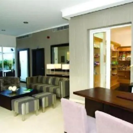 Hotel White Waters Machico (Madeira)