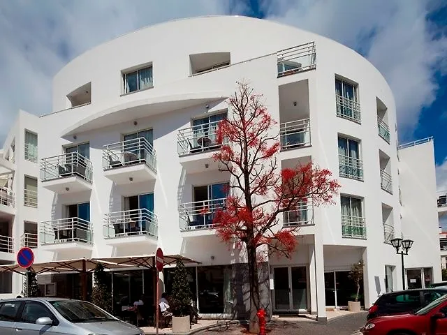 White Waters 3* Machico (Madeira)