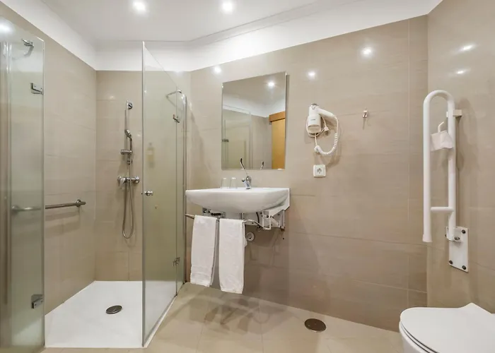 White Waters Hotel 3*