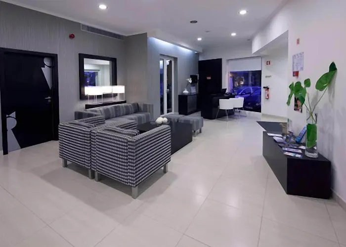 White Waters Hotel 3*