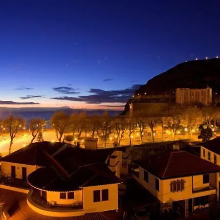 White Waters Hotell Machico (Madeira)