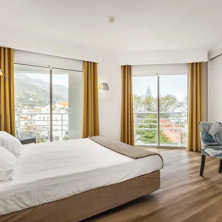 Hotel White Waters