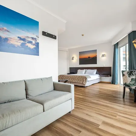 Hotel White Waters