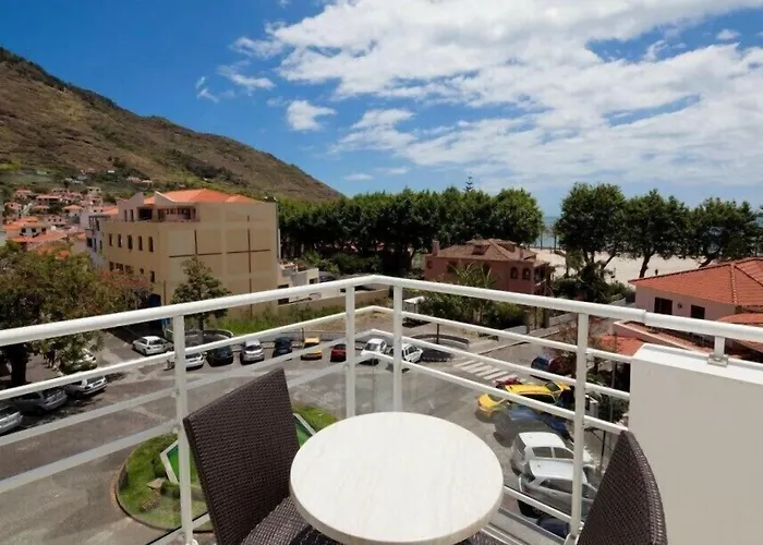 White Waters Hotell 3*