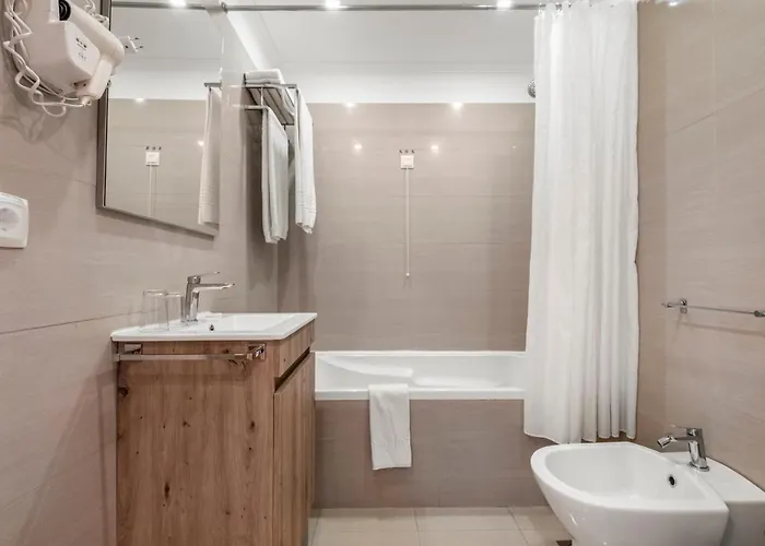 White Waters 3* Machico (Madeira)