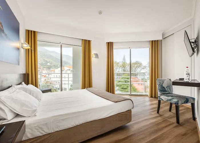 Hotel White Waters