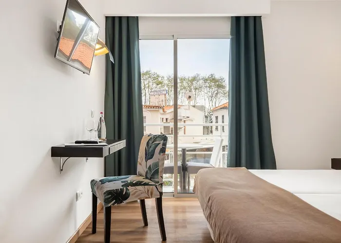 Hotel White Waters 3*