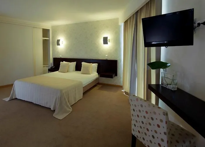 Hotell White Waters Machico (Madeira)