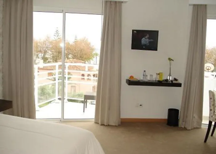 White Waters Machico (Madeira)